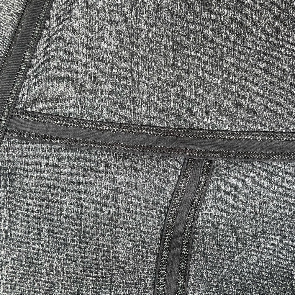 Lululemon zip up jacket small 4 6 - Picture 3 of 4